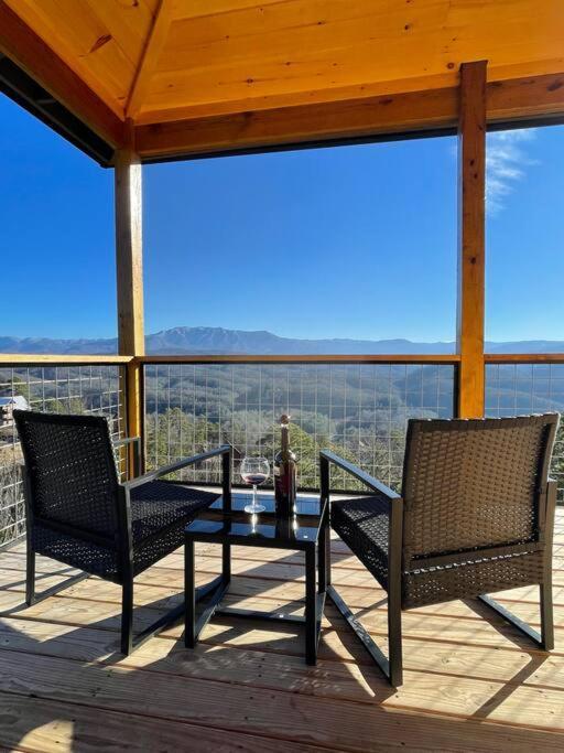 Вилла 7 Bears Stunning Views Севьервилл Экстерьер фото